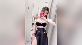 一个77离异熟女的后入