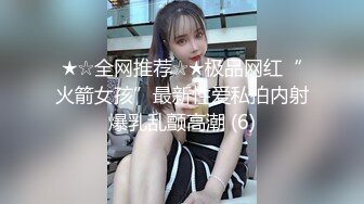 冷艳颜值女神被炮友各种操，圆润美臀骑乘抽插，手指扣弄菊花，超近距离特写进进出出，搞得妹纸嗯嗯叫最后口暴