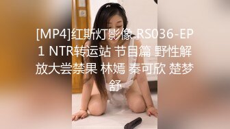 疯狂群P激情大作战 3猛男狂战2极品美女 连续轮番抽插 操到美女喷射干尿 场面淫荡刺激