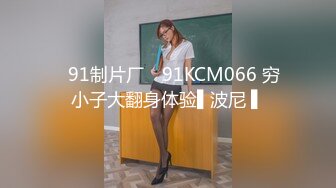 [MP4]笑起来甜美文静小姐姐，吸奶扣穴调情妹纸很娇羞，深喉口交抬起长腿侧入，扶着小腰后入撞击